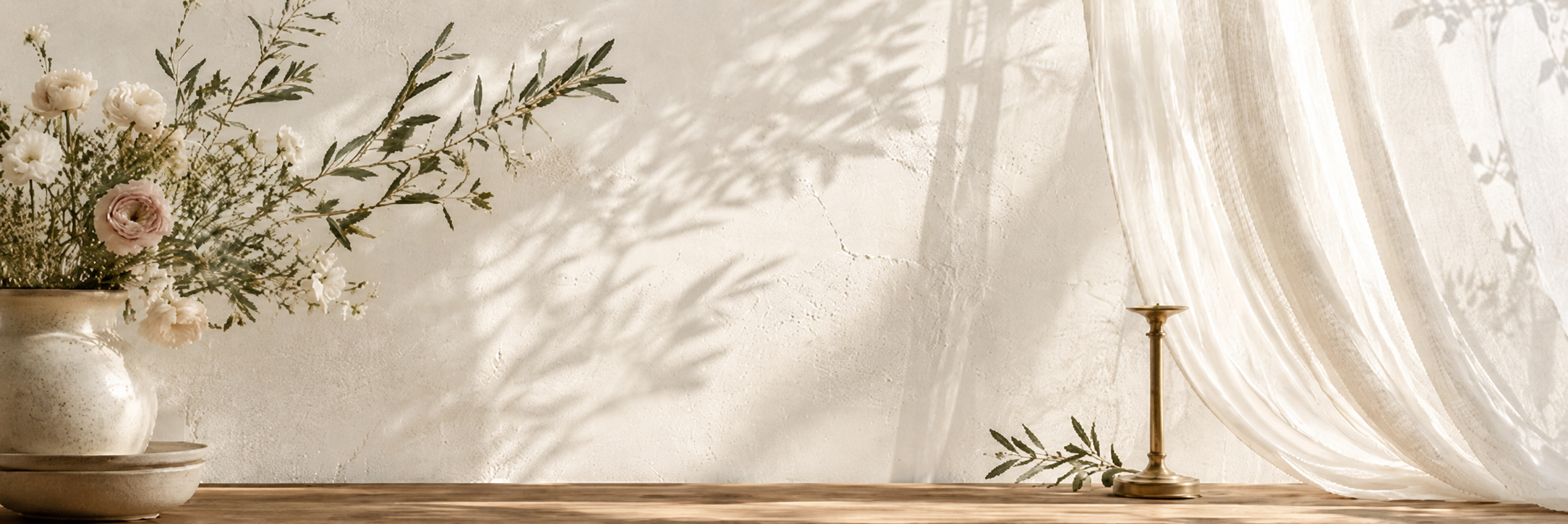 Soft summer botanical light pattern